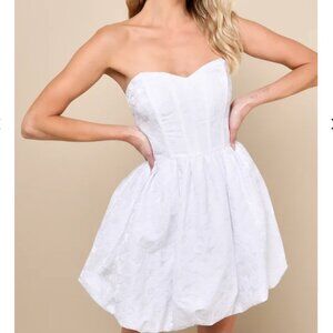 NWT// Strapless Bubble-Hem Mini Dress, XS